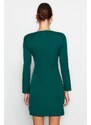 Trendyol Smaragdově zelené Mini tkané šaty se čtvercovým výstřihem