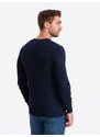 Ombre Clothing Elegantní pánský svetr s výstřihem - tmavě modrý V22 OM-SWBS-0107