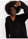 Fashionhunters Černý dlouhý klasický svetr s výstřihem
