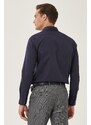 AC&Co / Altınyıldız Classics Men's Dark Navy Blue Easy-to-Iron Slim Fit Slim Fit Classic Collar Cotton Shirt.