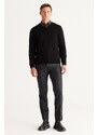 ALTINYILDIZ CLASSICS Men's Black Standard Fit Normal Cut V-Neck Knitwear Sweater.