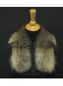Špongr Krátká kožešina na kapuci z mývalovce 7005 NATUR - 60 cm