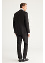 ALTINYILDIZ CLASSICS Men's Black Slim Fit Slim Fit Monocollar Suit.