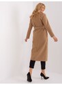 Fashionhunters Velbloudí dlouhý kabát s páskem OCH BELLA