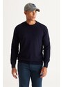 ALTINYILDIZ CLASSICS Men's Navy Blue Standard Fit Normal Cut Crew Neck Knitwear Sweater.