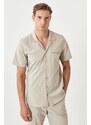 ALTINYILDIZ CLASSICS Men's Beige Slim Fit Slim Fit Mono Collar Short Sleeved Casual Shirt.