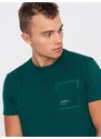 Ombre Clothing Zajímavé tričko s ozdobnou kapsou machové V5 TSPT-0154