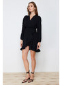 Trendyol černá dvouřadá sukně volánková mini tkaná šaty