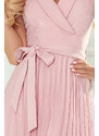numoco WENDY - Dámské plisované šaty v pudrově růžové barvě s přeloženým obálkovým výstřihem 385-1