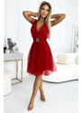 numoco basic OLGA - Červené dámské tylové šaty s výstřihem a ozdobnou přezkou 525-3