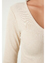 Happiness İstanbul Women's Cream V-Neck Crop Knitted Blouse