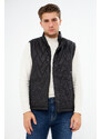 River Club Men's Water and Windproof High Neck Quilted Patterned Vest