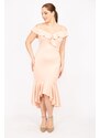 Şans Women's Salmon Plus Size Strapless Dress with a flounced collar and skirt