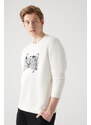 Avva Men's White Crew Neck 3 Thread Fleece Hologram Printed Regular Fit Sweatshirt