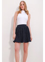 Trend Alaçatı Stili Women's Black Pleated Mini Shorts Skirt