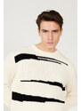 AC&Co / Altınyıldız Classics Men's Ecru-Black Oversize Wide Cut Crew Neck Patterned Knitwear Sweater