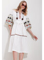 Trend Alaçatı Stili Women's White Big Collar Balloon Sleeve Interior Lined Belted Embroidered Embroidered Dress