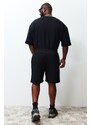 Trendyol Plus Size Black Regular/Regular Fit Medium Size Elastic Waist Color Paneled Shorts