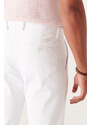 Avva Men's White White Dobby Pants with Side Pockets, Slim Fit Slim Fit Flexible Chino Canvas Trousers