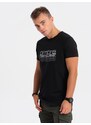 Ombre Clothing Černé tričko s nápisem V3 TSPT-0160