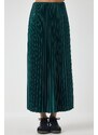 Happiness İstanbul Women's Emerald Green Shiny Finish Pleated Knitted Skirt