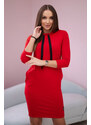 K-Fashion Šaty s vázaným výstřihem v červené barvě