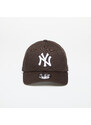 Kšiltovka New Era New York Yankees League Essential 9FORTY Adjustable Cap Dark Brown