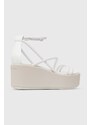 Kožené sandály Calvin Klein WEDGE SANDAL 30 LTH dámské, bílá barva, na platformě, HW0HW01949