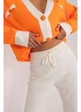 MladaModa 2-dílná souprava pruhovaného svetru a kalhot model 48105 oranžová