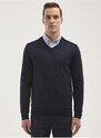 ALTINYILDIZ CLASSICS Men's Navy Blue Standard Fit Normal Cut V-Neck Knitwear Sweater.