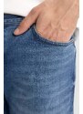 DEFACTO Pedro Slim Fit Normal Waist Narrow Leg Jeans