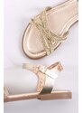 XTI Zlaté nízké sandály 142775
