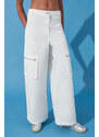 Trendyol White Zipper Detail High Waist Wide Leg Jeans