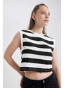 DEFACTO Fitted Patterned Cotton Crop Top