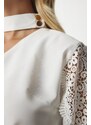 Happiness İstanbul Women's Ecru Guipure Sleeve Detailed Elegant Blouse