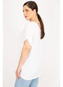 Şans Women's Plus Size White V-Neck Low-Sleeve Blouse