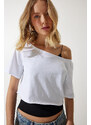 Happiness İstanbul Women's White Boat Neck Basic Crop Knitted T-Shirt