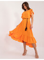 Fashionhunters Světle oranžové asymetrické šaty s volány