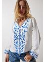 Happiness İstanbul Women's White V-Neck Embroidered Linen Blouse