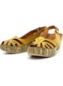 Dámské kožené sandále 1526 499/564 žluté Iberius