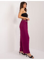 Fashionhunters Tmavě fialové látkové kalhoty s páskem