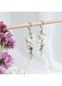 Mairi Syringa - dlouhé květinové náušnice šeříky zeleno-bílé