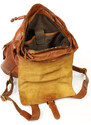 Elegantní dámský batoh formátu A4 z kůže Kabelky od Hraběnky; koňak