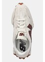 Kožené tenisky New Balance 327 béžová barva, U327WKM