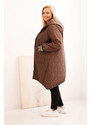 K-Fashion Dámská bunda Plus Size prošívaná s kapucí a sportovními manžetami čokoládová