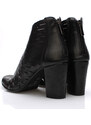V&C Calzature Černé italské kožené boty na podpatku V&C