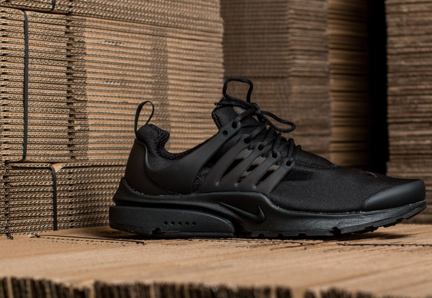 Nike Footwear Air Presto Essential - Black - Triads Mens from Triads UK