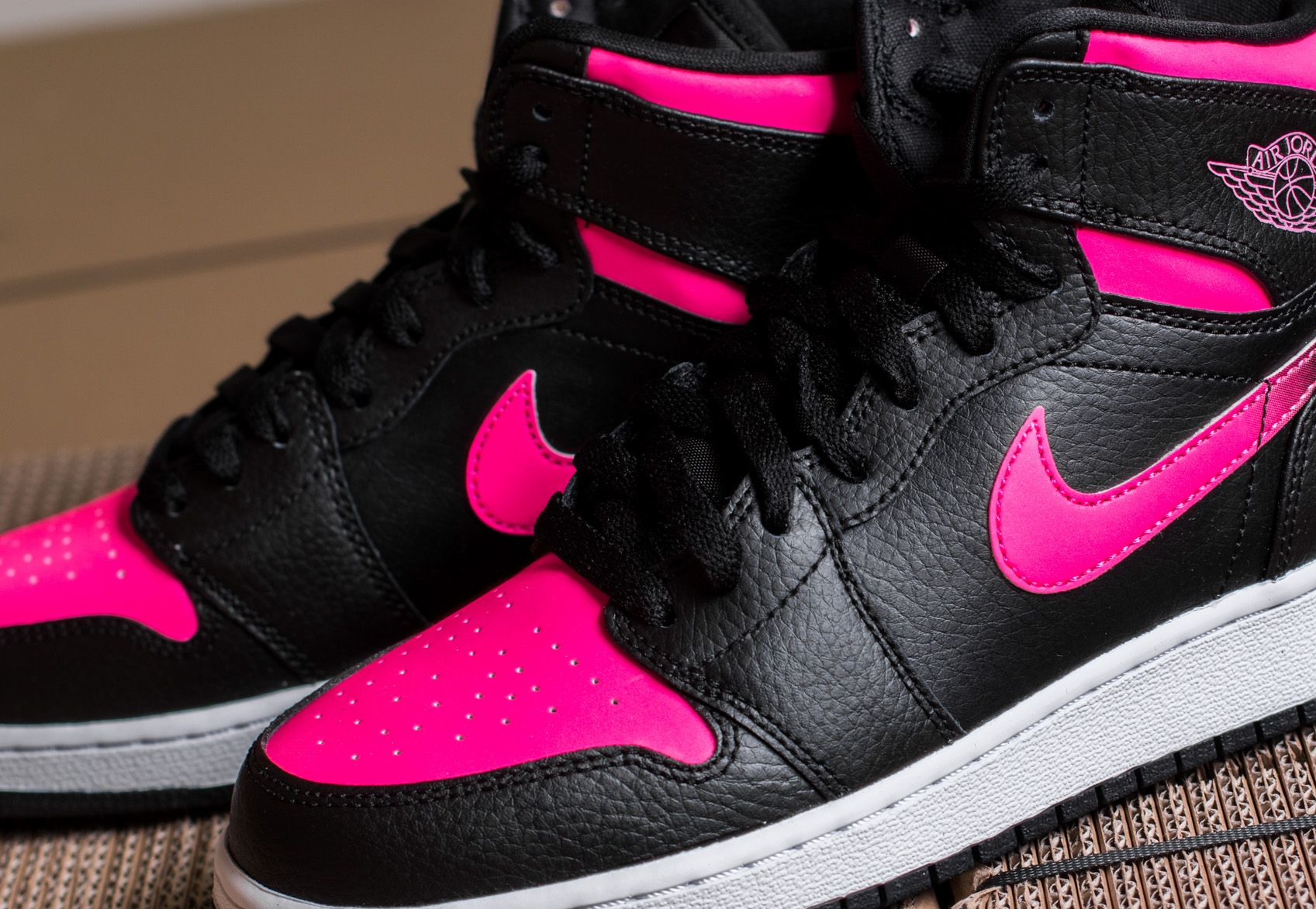 air jordan 1 retro high gg black hyper pink
