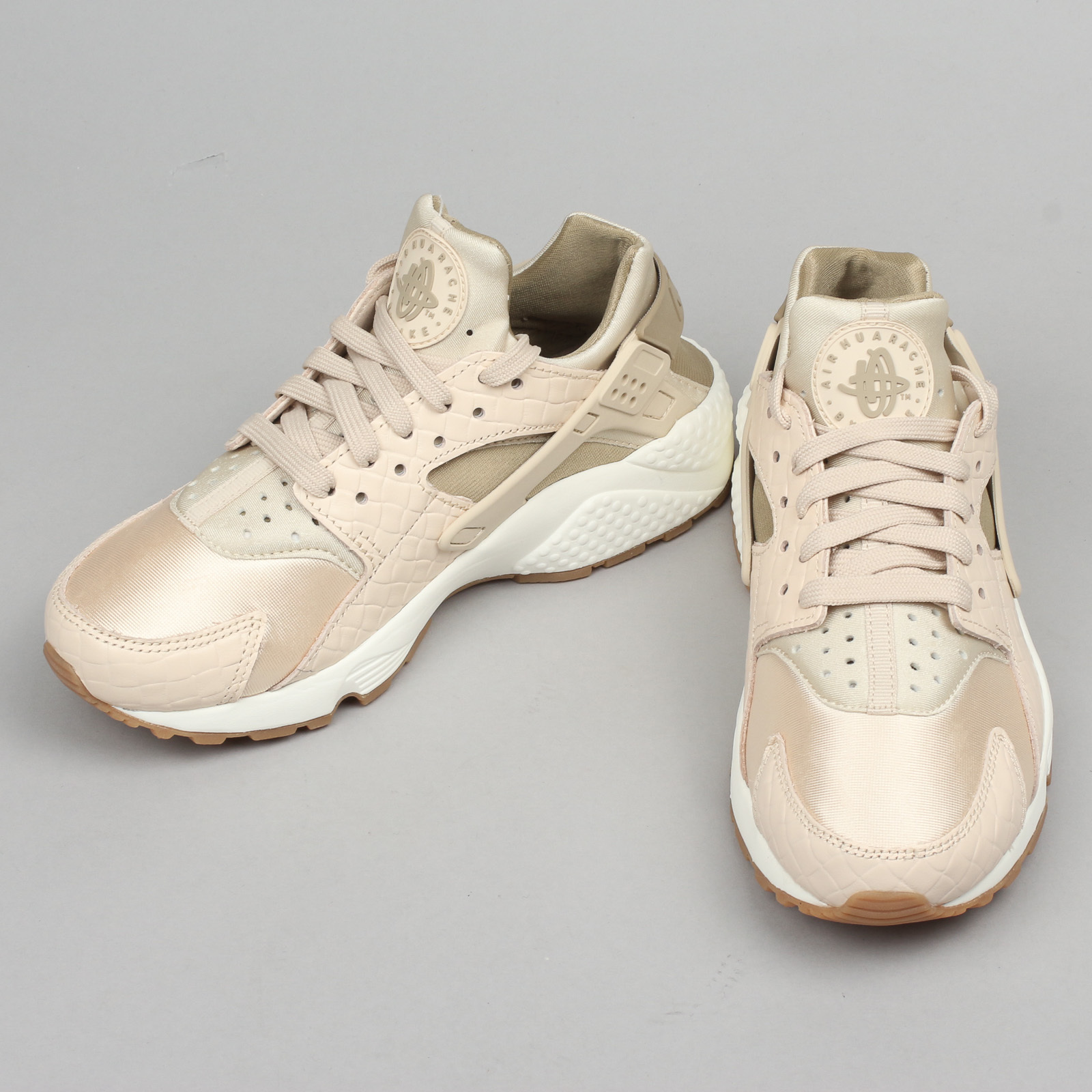 nike huarache oatmeal